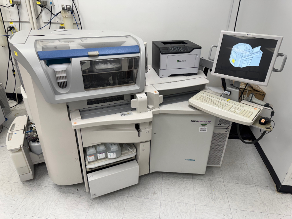 Image of Siemens Advia Centaur XP ImmunoAssay System